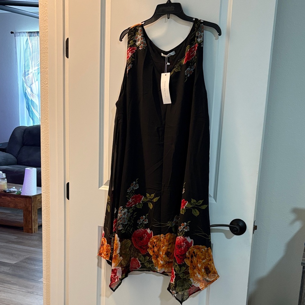 Rosegal Black Asymmetrical Dress with Floral Design